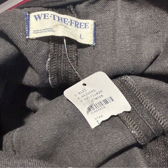 WE THE FREE Sz L Harem Style Washed Out Black 100% Cotton Overalls NEW WITH TAG - Picture 11 of 15